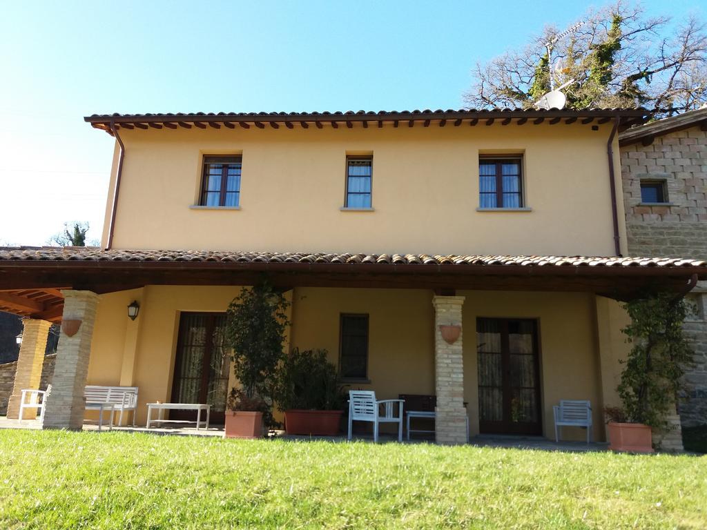 Agriturismo Ca' Montioni Guest House Mercatello sul Metauro Eksteriør bilde